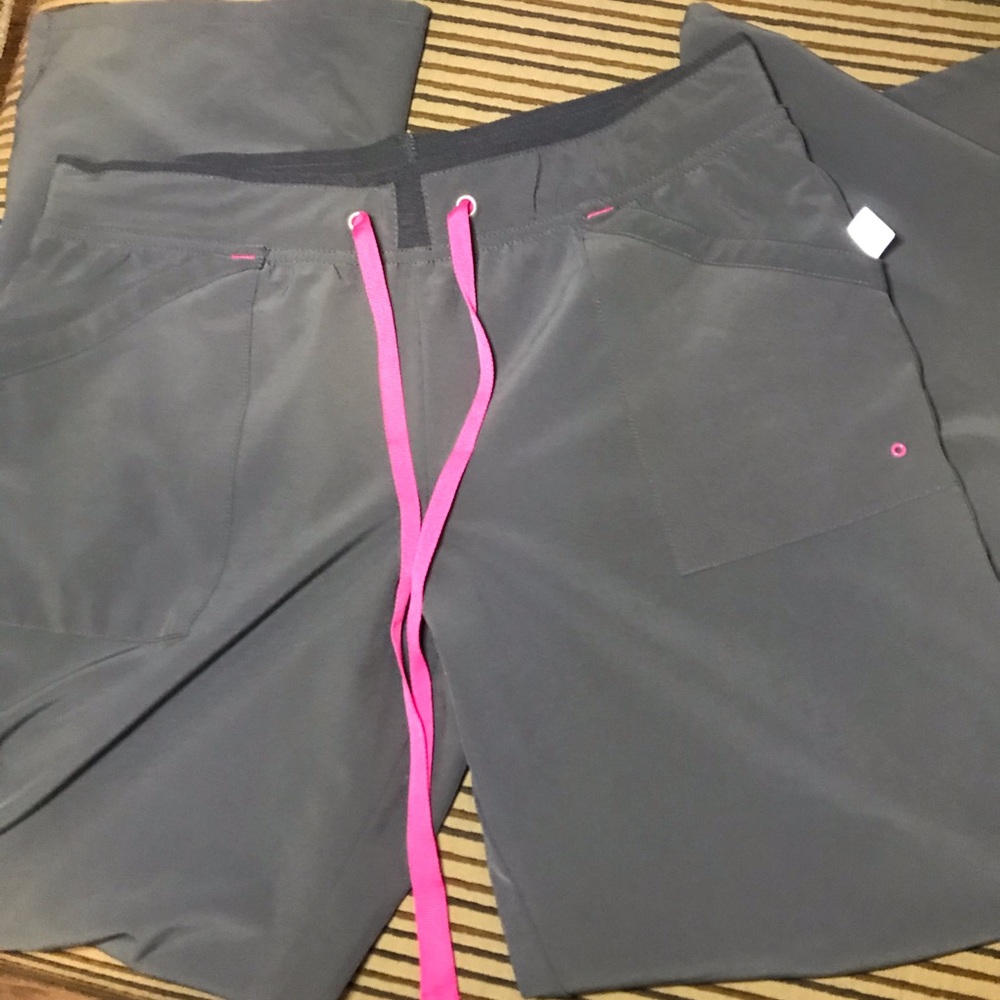 Smitten size small petite scrub bottoms